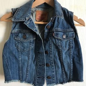 Levi’s Jean vest